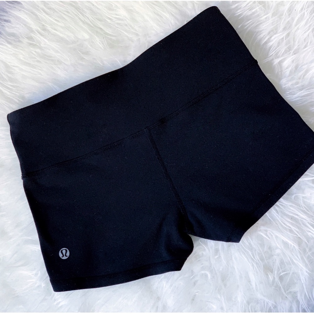LULULEMON Wunder Under Reversible Shorts - Black